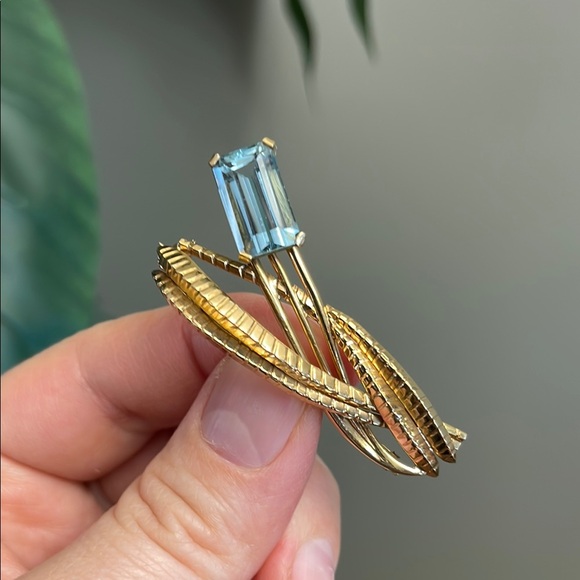 Vintage Jewelry - Vintage 1980s Costume Jewellery Gold Tone Pin Blue Gemstone Brooch Jewelry